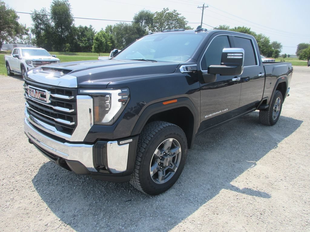 New 2026 GMC Sierra 2500 SLT AWD/4WD image 11