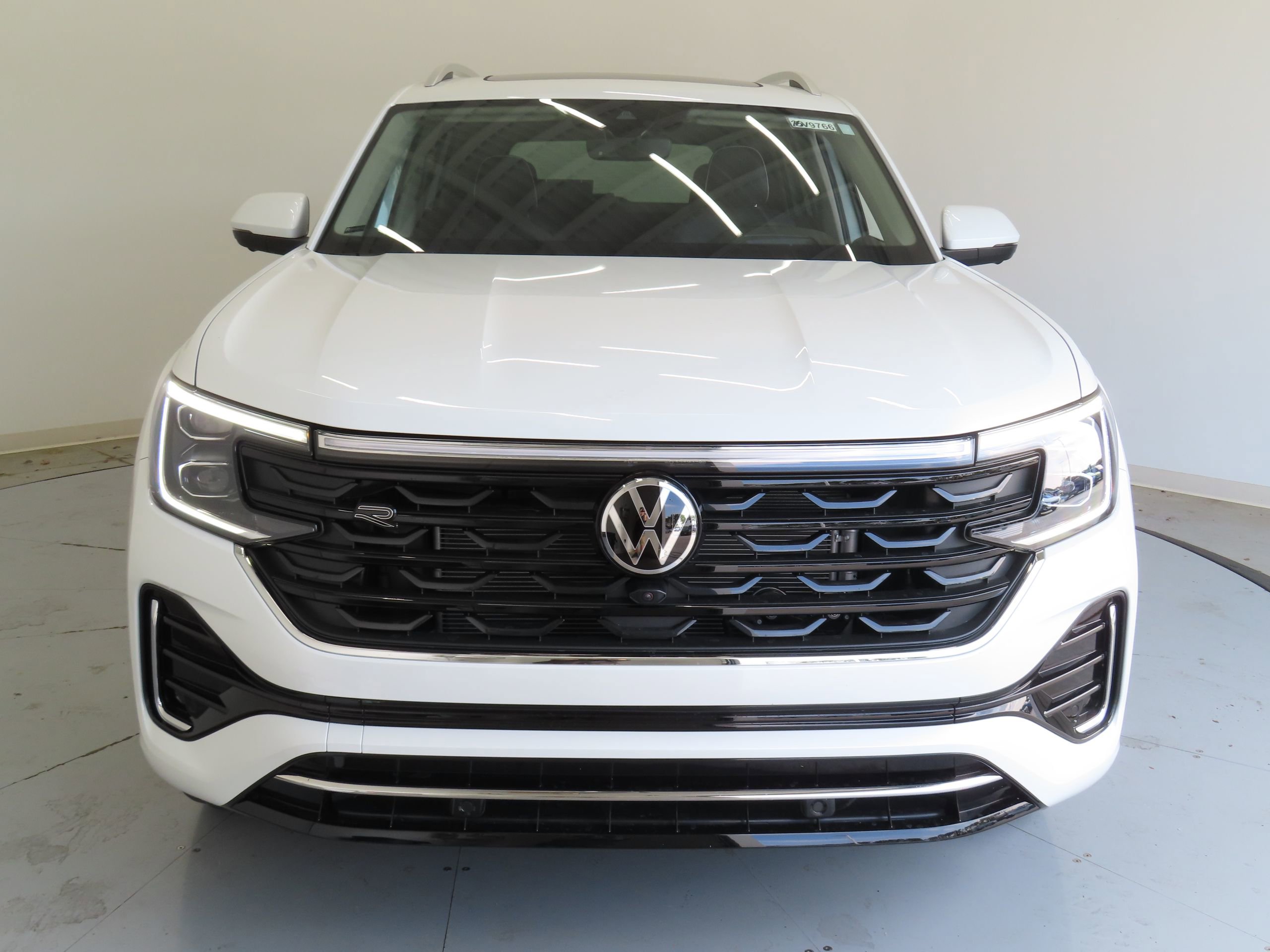 New 2026 Volkswagen Atlas SEL Premium R-Line image 10