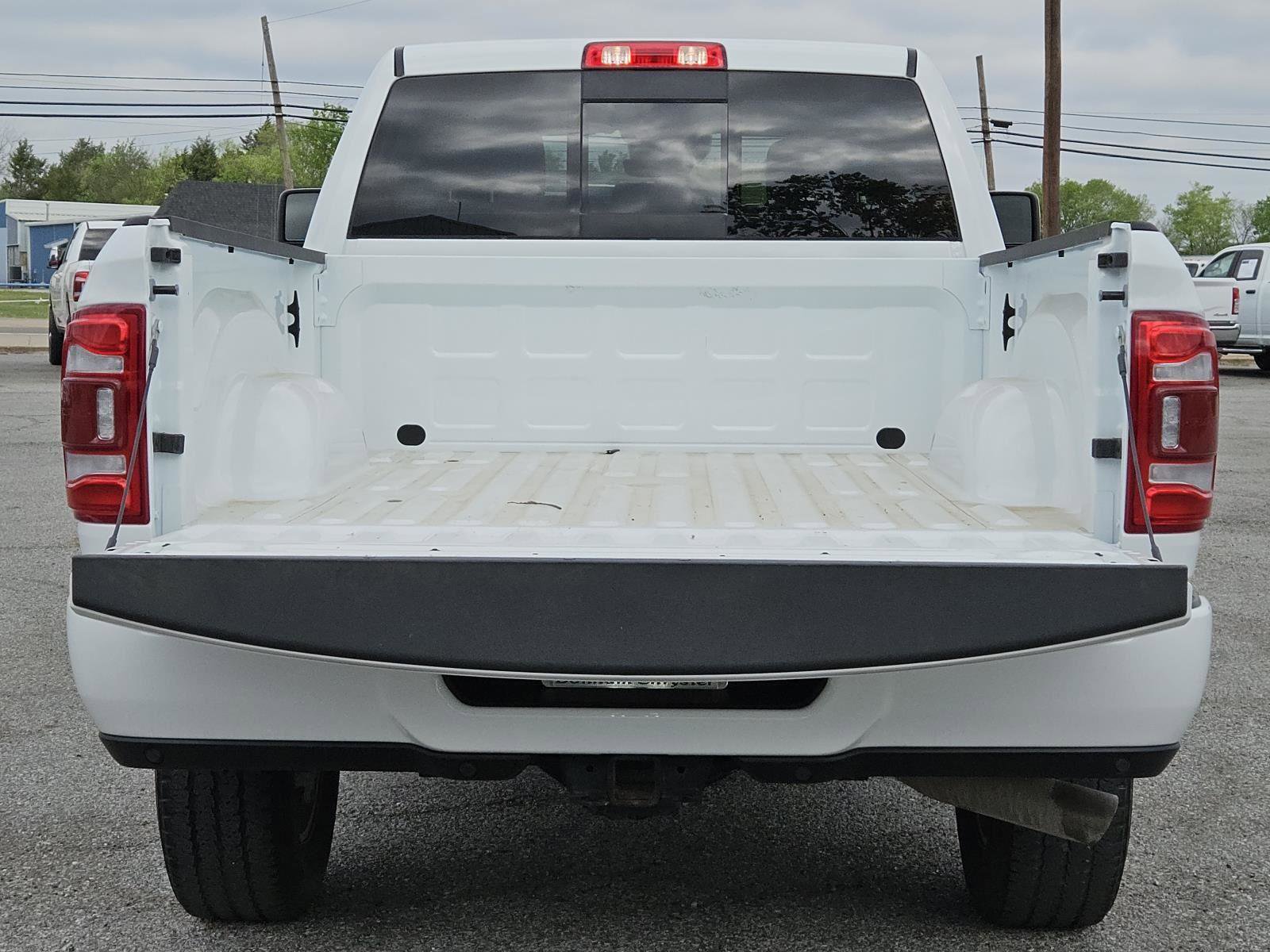 Used 2024 RAM 3500 SLT w/ Quick Order Package 2YG SLT image 42