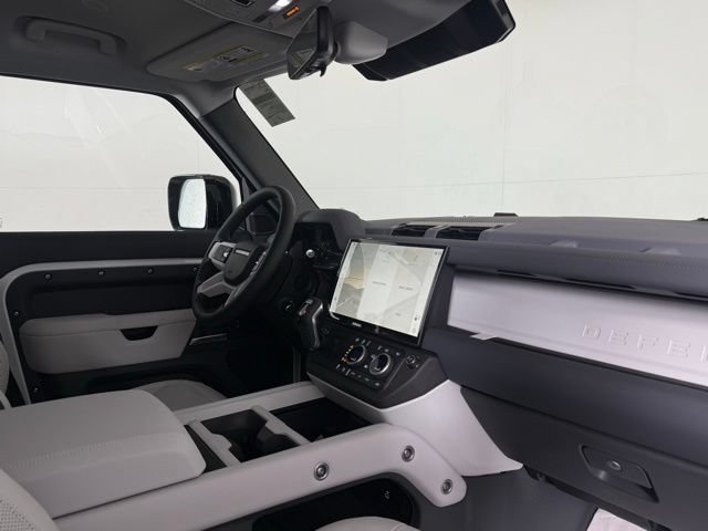 Used 2026 Land Rover Defender 110 S AWD/4WD image 19
