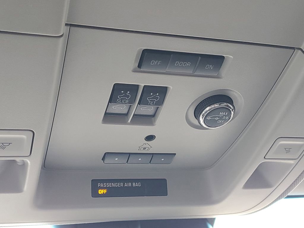 Used 2020 Chevrolet Tahoe LT image 21