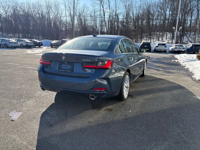 New 2026 BMW 330i xDrive Sedan w/ Convenience Package AWD/4WD image 5
