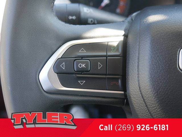 Used 2024 Jeep Compass Latitude AWD/4WD image 26