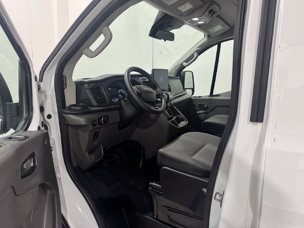 Used 2024 Ford Transit 350 XLT RWD image 14