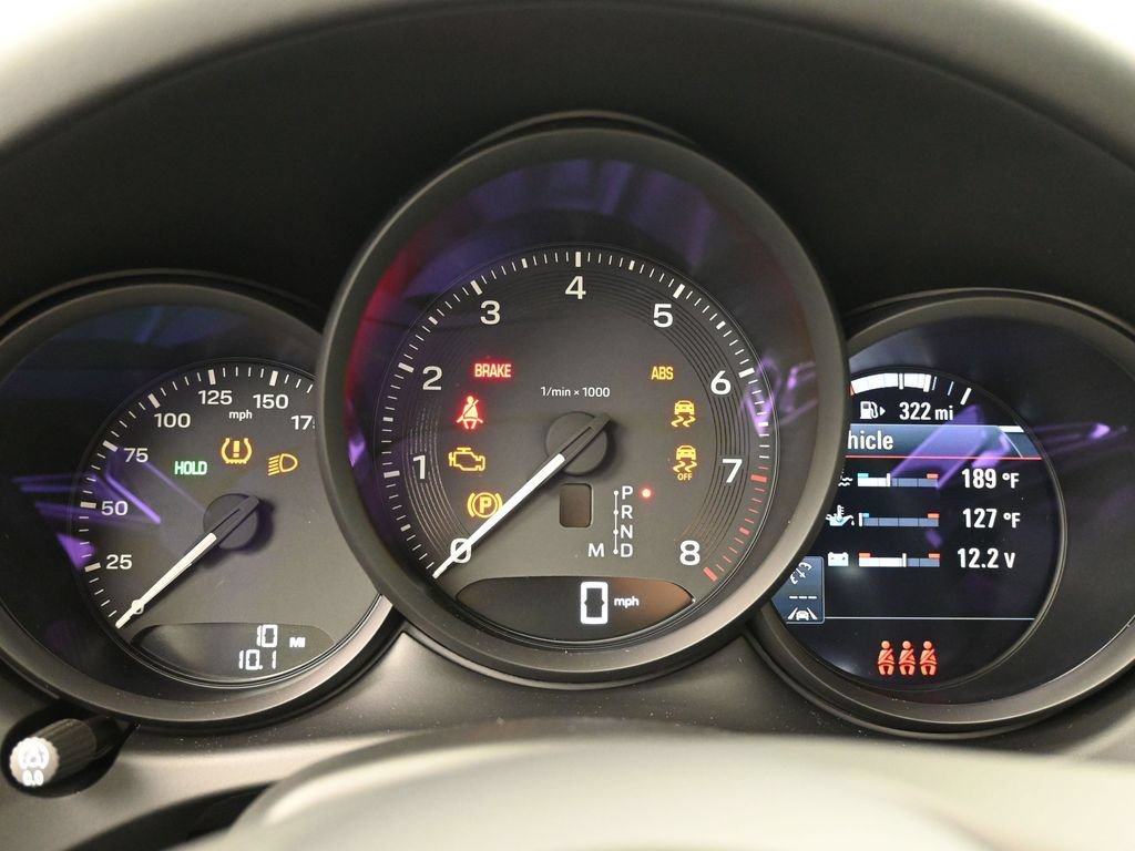 Certified 2026 Porsche Macan AWD/4WD image 7