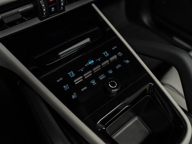 New 2026 Porsche Cayenne S image 27