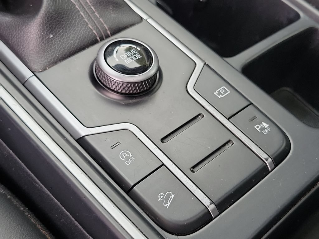 Used 2023 Kia Sorento S w/ Panoramic Sunroof Package FWD image 37