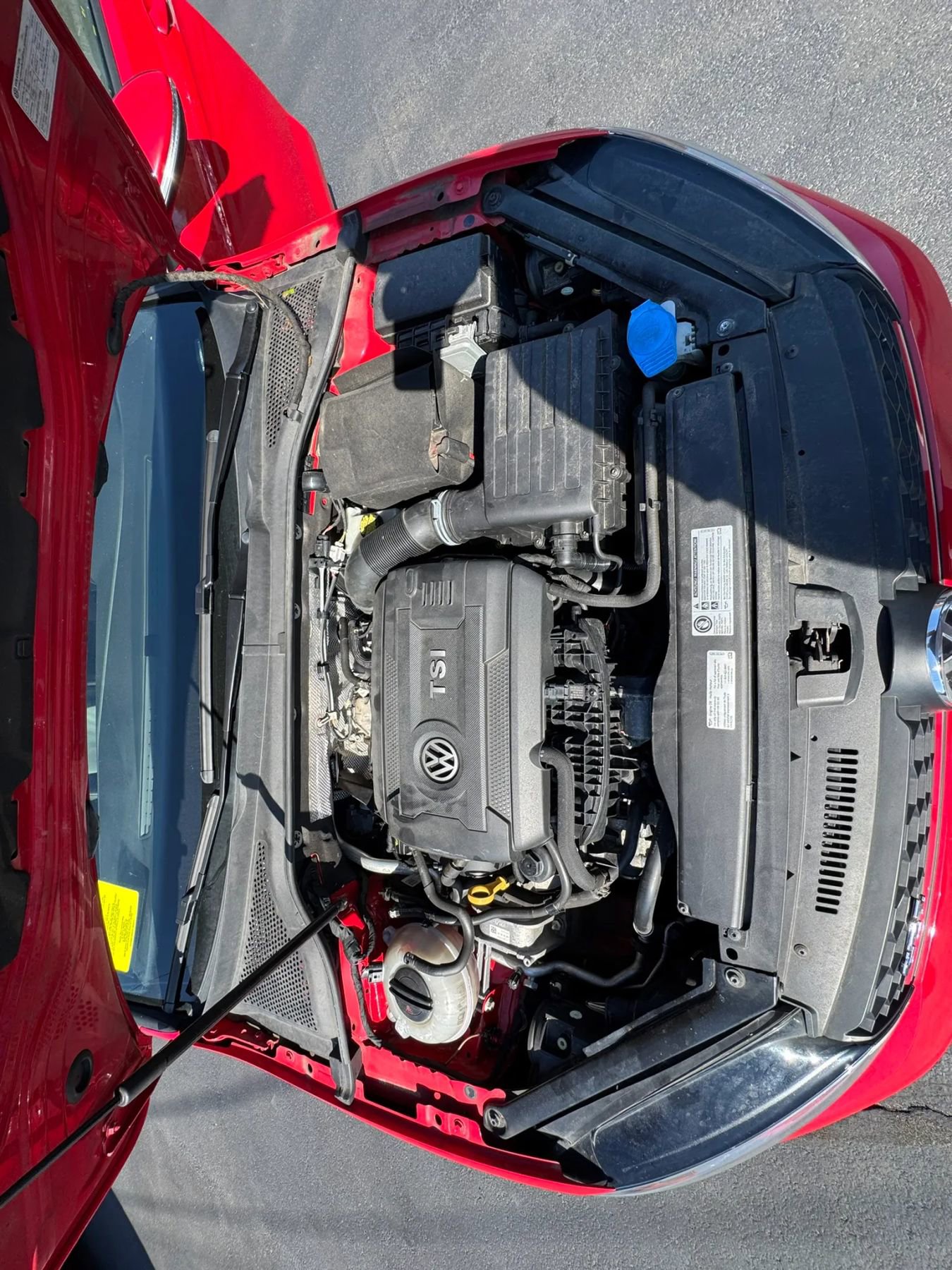 Used 2016 Volkswagen Golf 4-Door FWD image 17