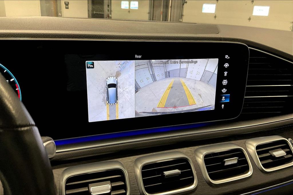 Used 2022 Mercedes-Benz GLS 450 4MATIC image 14