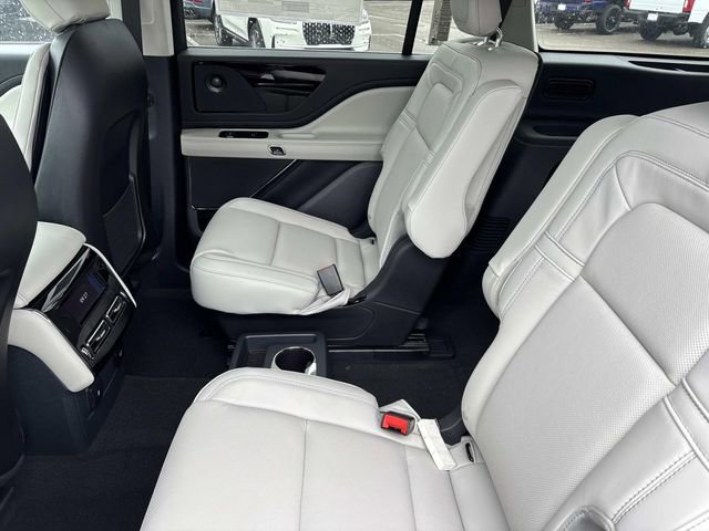 New 2026 Lincoln Aviator Reserve image 18