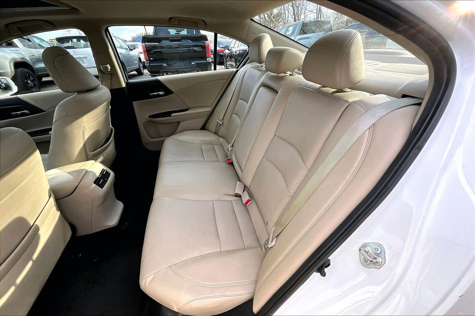 Used 2015 Honda Accord EX-L image 20
