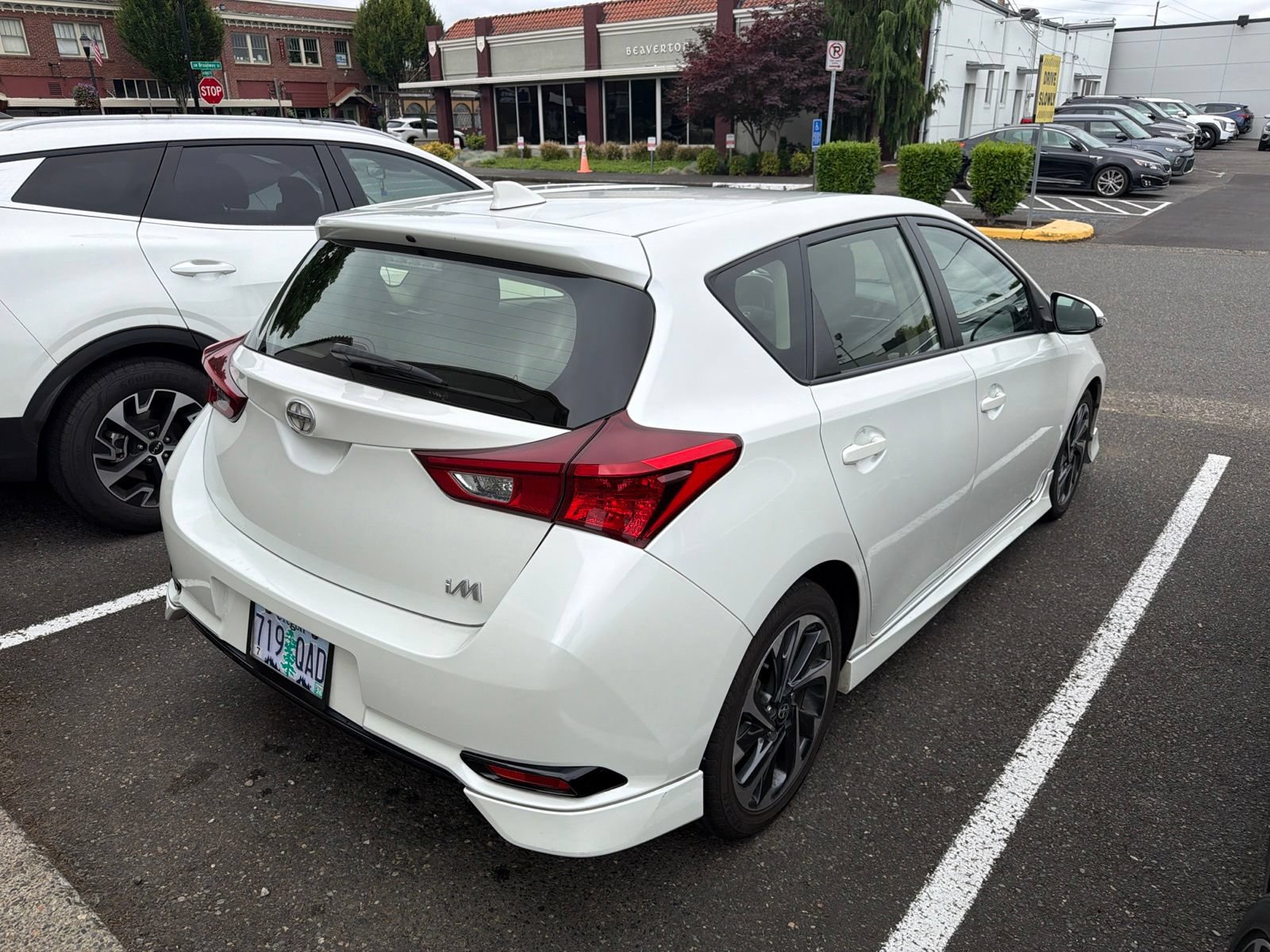 Used 2016 Scion iM FWD image 4