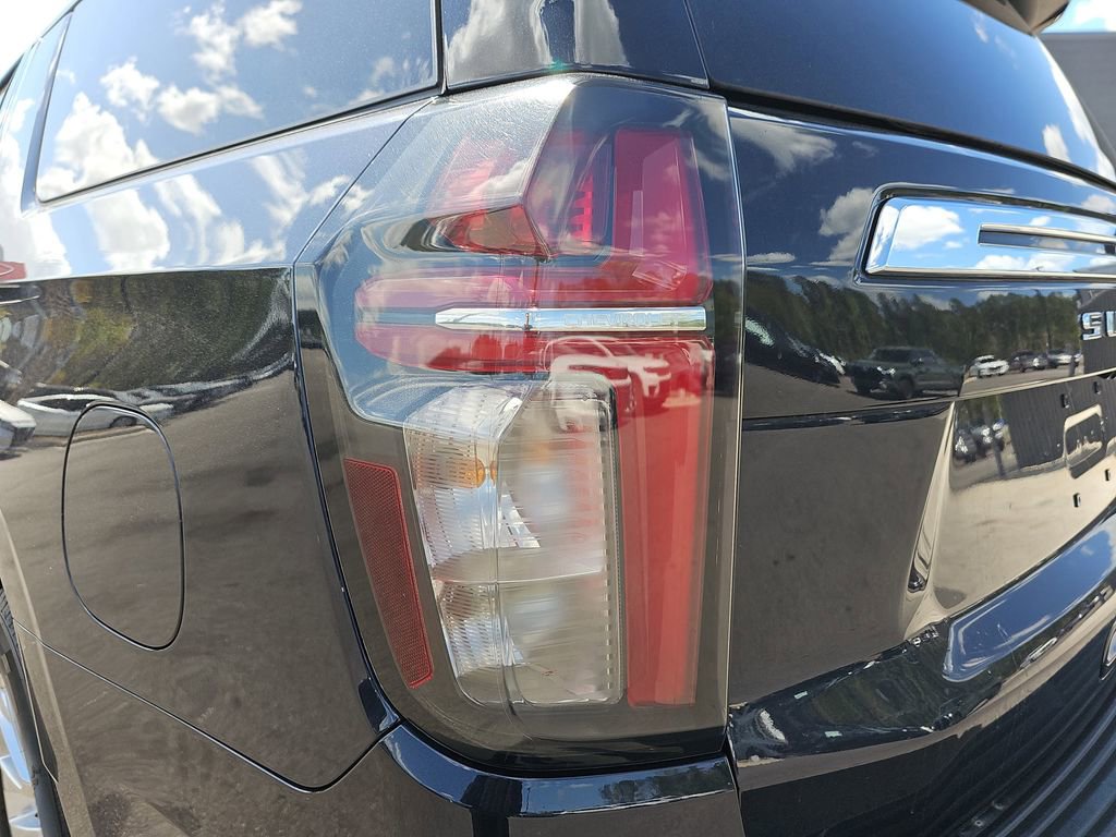 Used 2023 Chevrolet Suburban Premier image 38