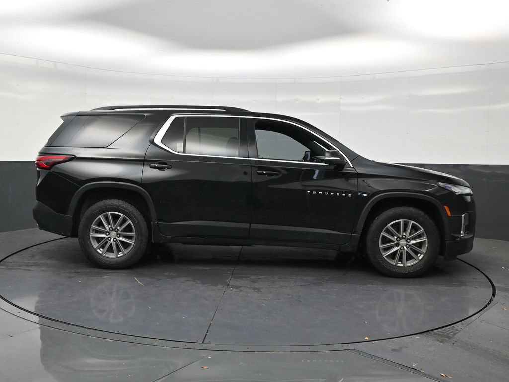 Used 2023 Chevrolet Traverse LT FWD image 6