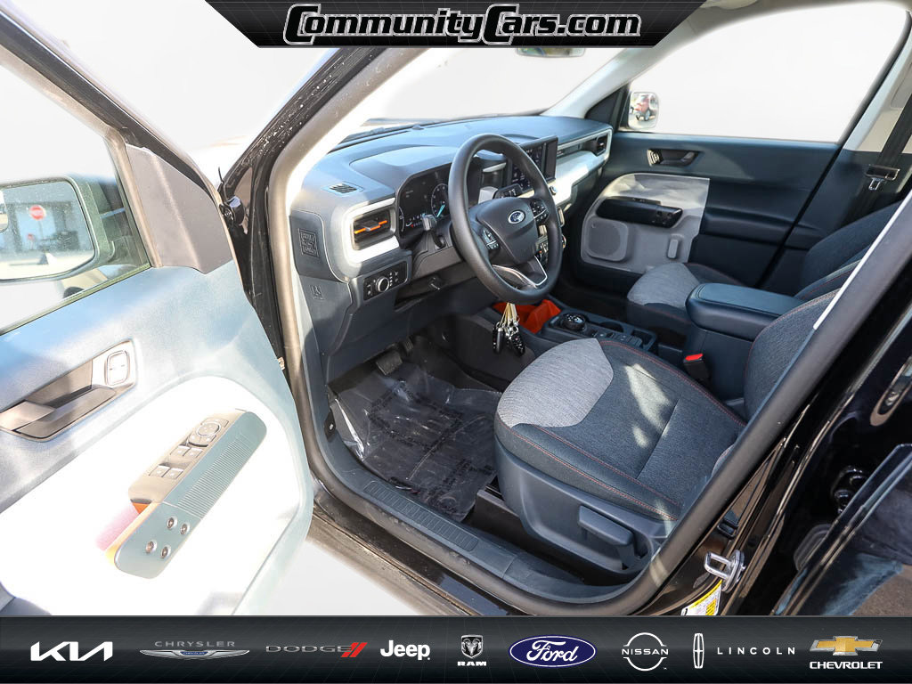 Used 2023 Ford Maverick XLT image 12