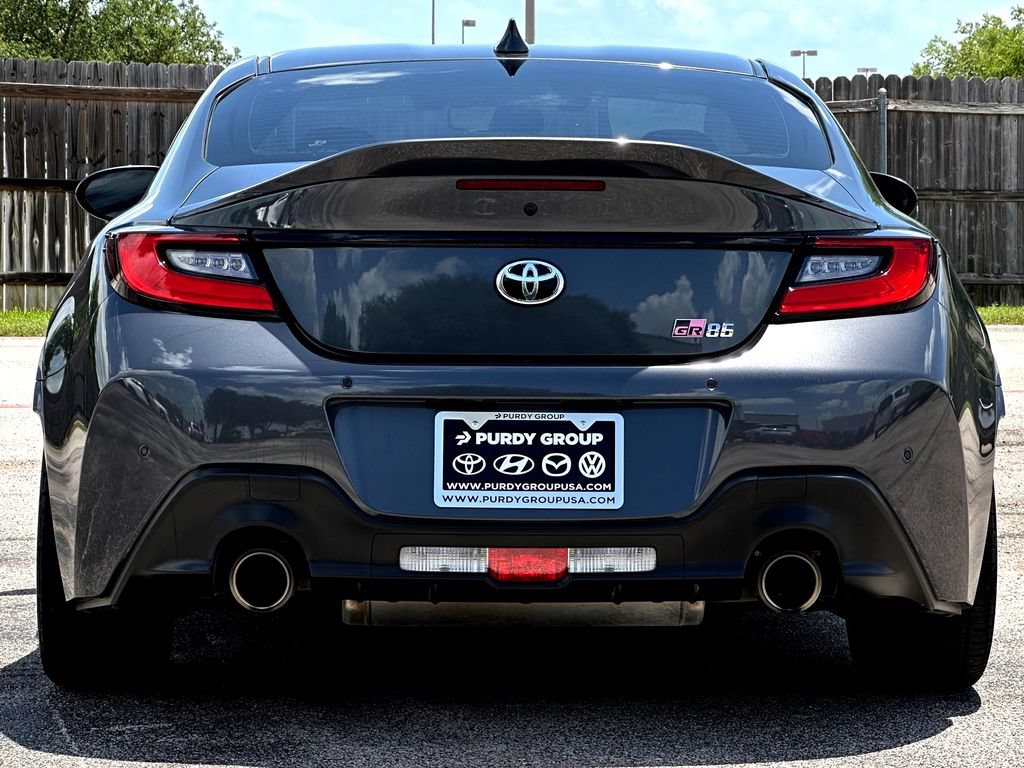 Used 2024 Toyota GR86 Premium RWD image 6
