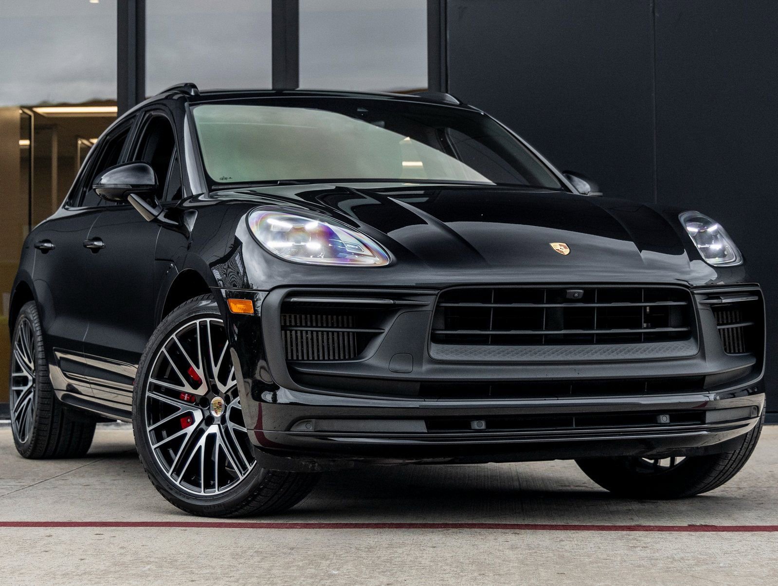 Used 2023 Porsche Macan GTS image 18