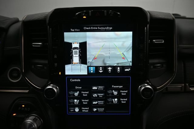 Used 2020 RAM 1500 Limited w/ Black Appearance Package AWD/4WD image 19