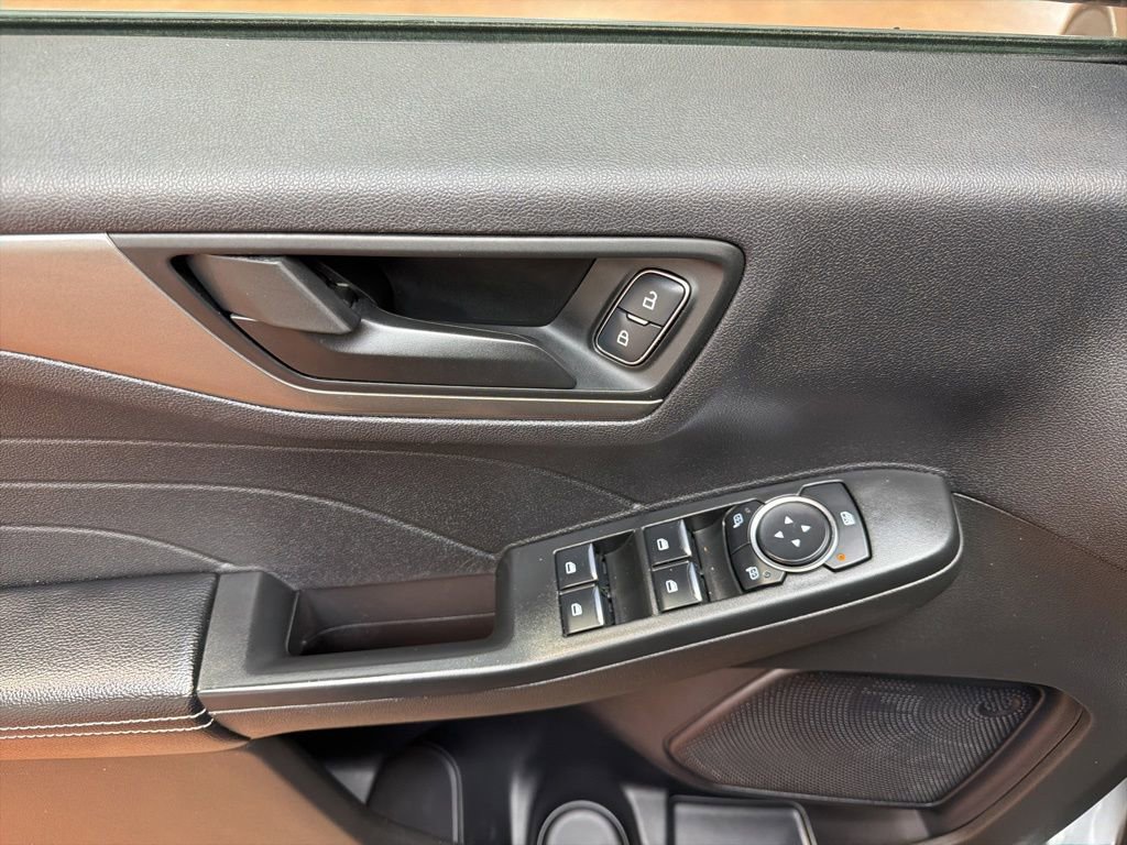 Used 2023 Ford Escape Active AWD/4WD image 21