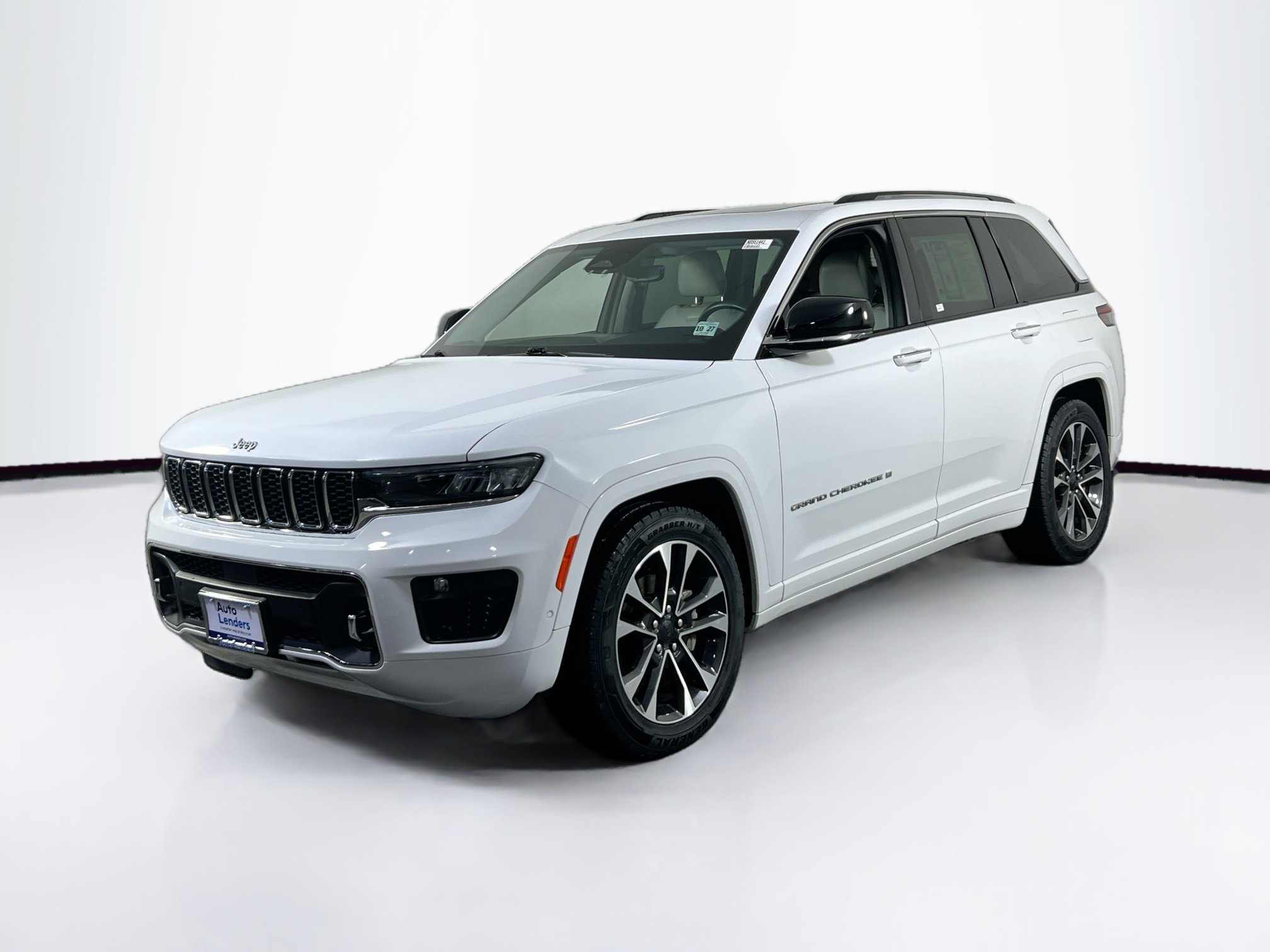 Used 2022 Jeep Grand Cherokee Overland image 1