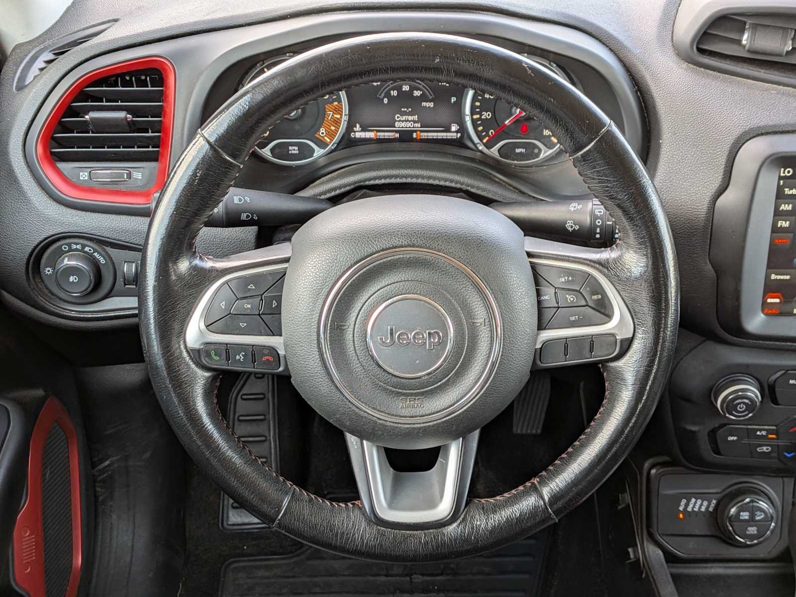 Used 2019 Jeep Renegade Trailhawk AWD/4WD image 21