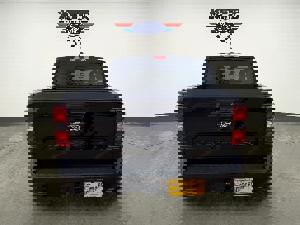 New 2026 Ford Maverick Lobo image 4