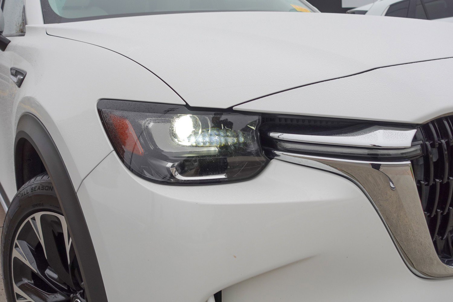 Used 2024 MAZDA CX-90 Plug-In Hybrid w/ Premium Plus image 3
