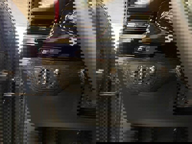 Used 2018 Audi Q7 3.0T Prestige image 34