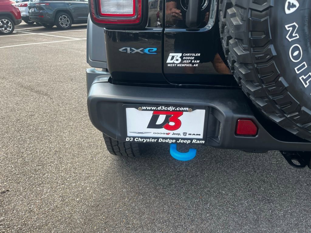 Used 2024 Jeep Wrangler Unlimited Rubicon 4xe image 36