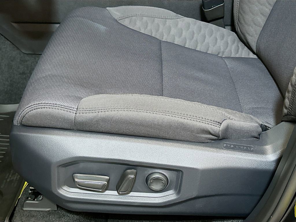 New 2026 Toyota Tundra SR5 image 19