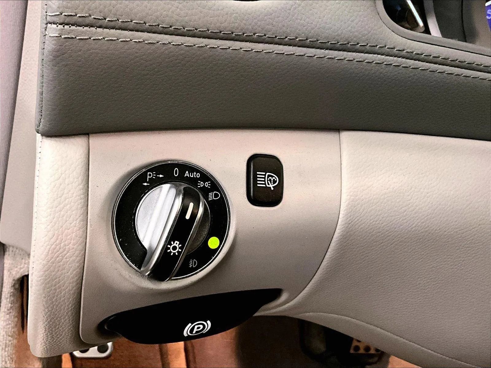 Used 2007 Mercedes-Benz SL 550 image 29