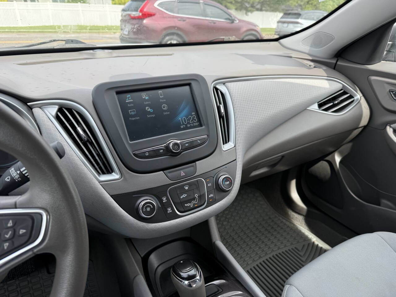 Used 2017 Chevrolet Malibu LS image 19