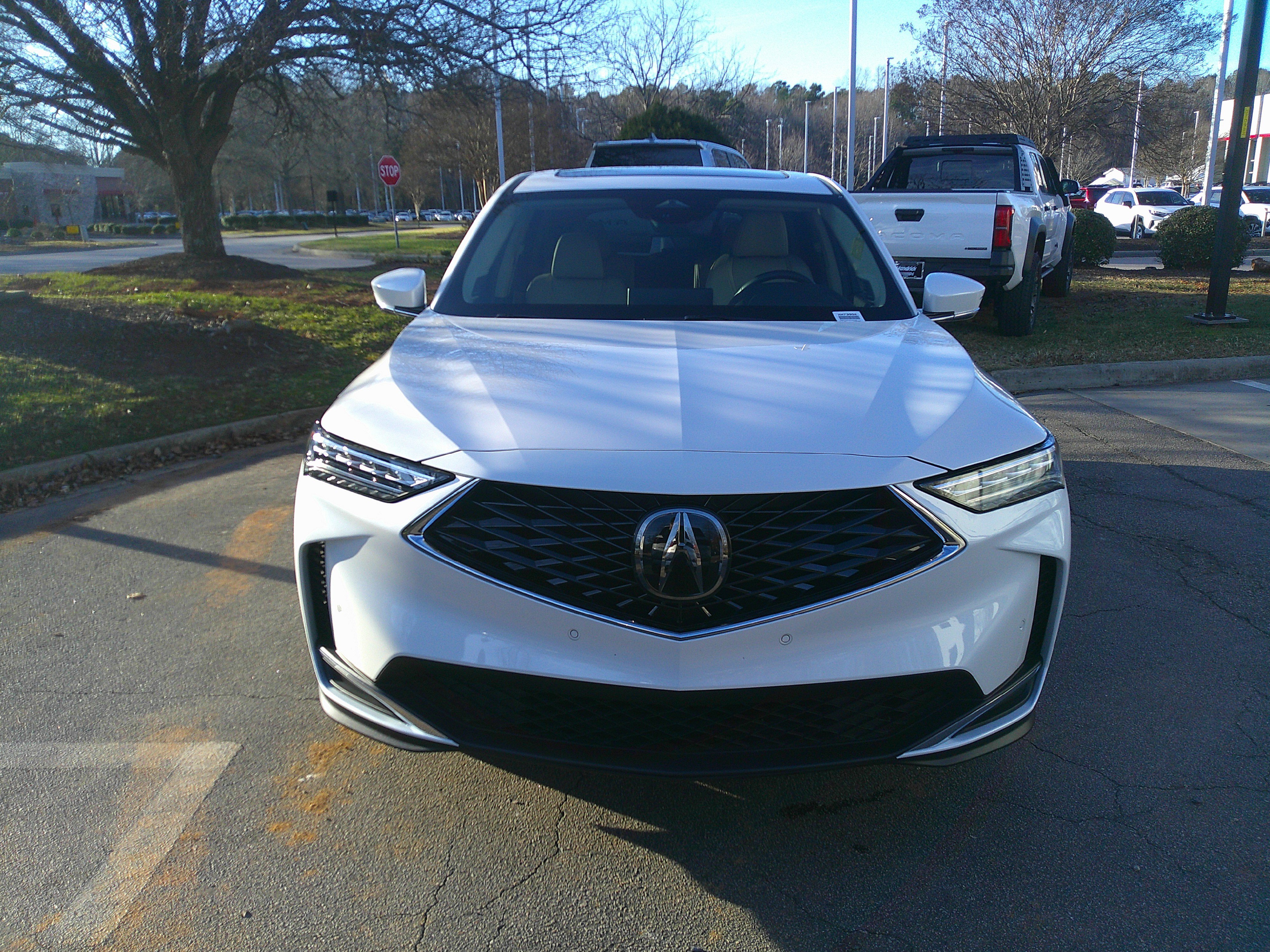 Used 2025 Acura MDX SH-AWD w/ Technology Package image 5