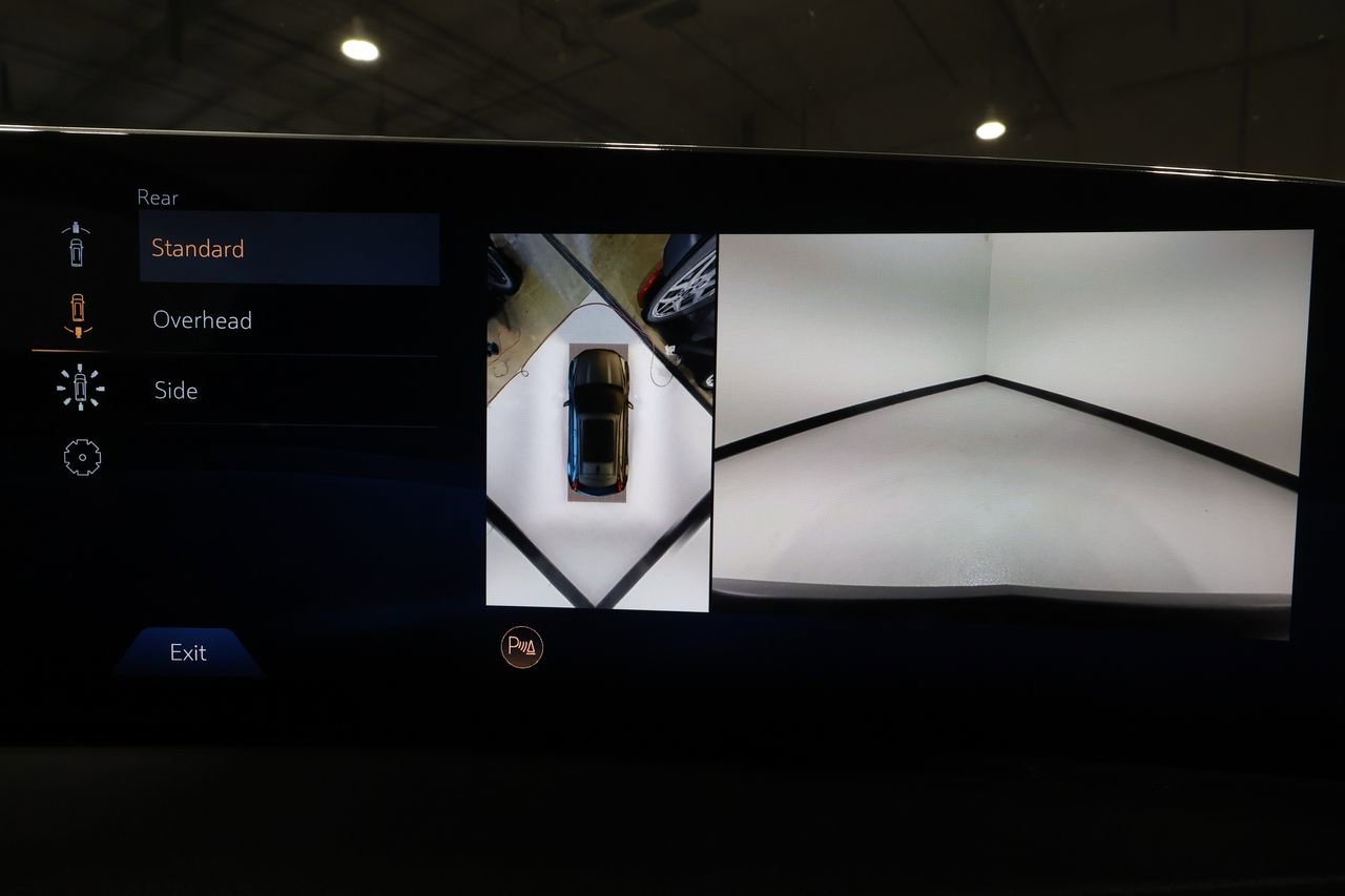 Certified 2025 Cadillac XT4 Premium Luxury image 13