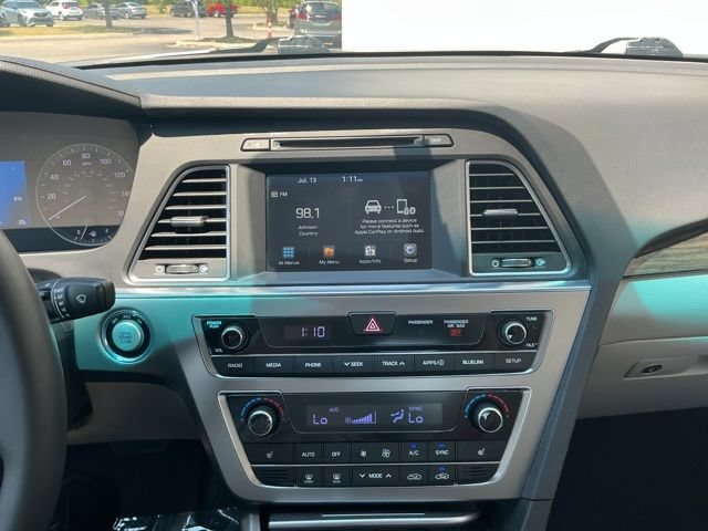 Used 2017 Hyundai Sonata Limited FWD image 25