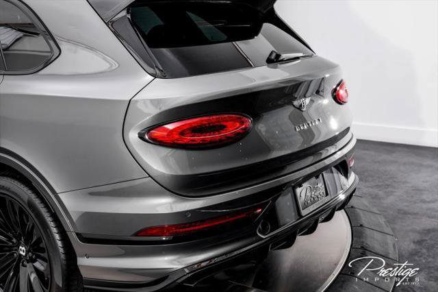 Used 2021 Bentley Bentayga Speed AWD/4WD image 15