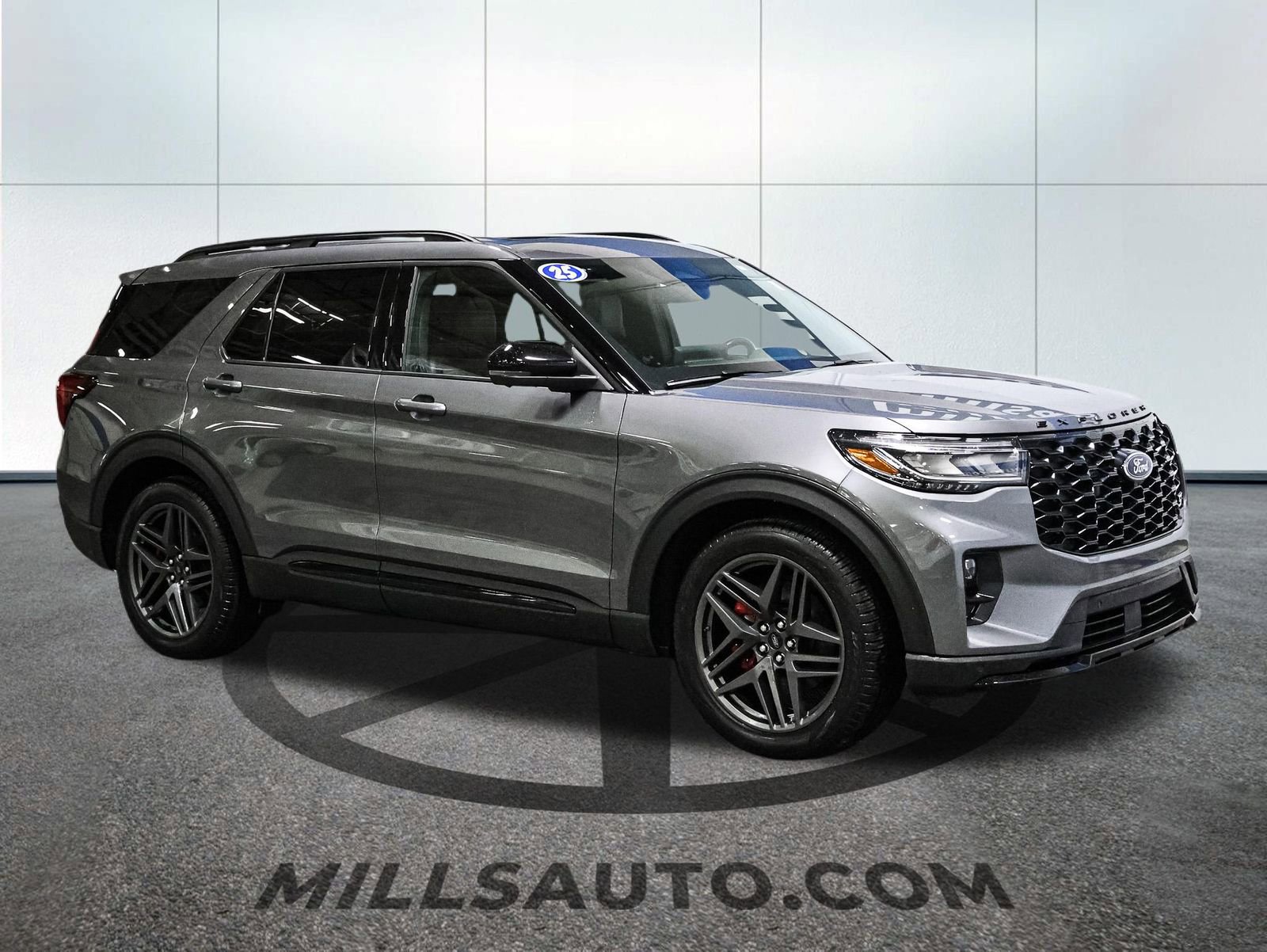 Certified 2025 Ford Explorer ST image 10