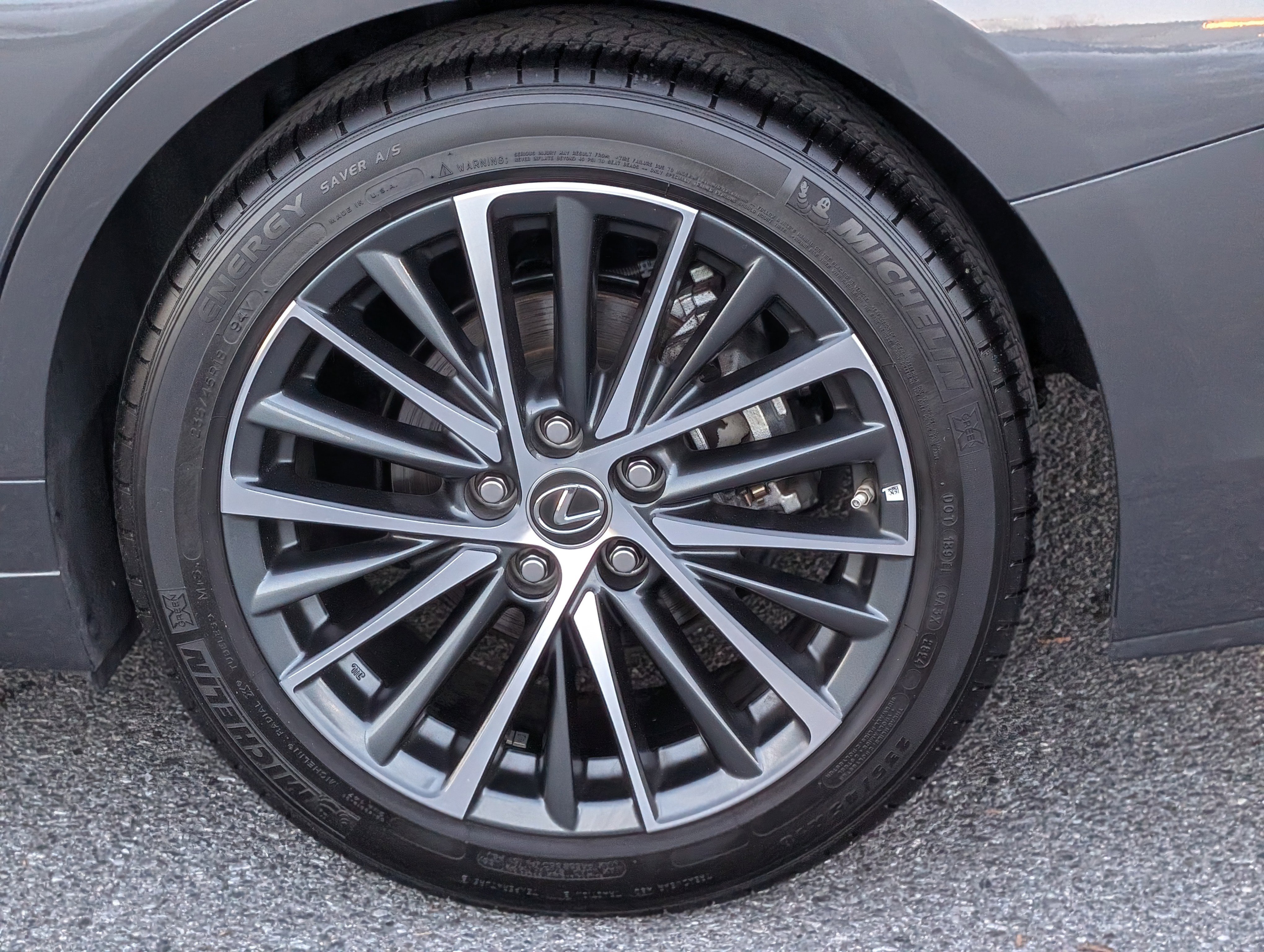 Certified 2025 Lexus ES 350 w/ Premium Package image 10