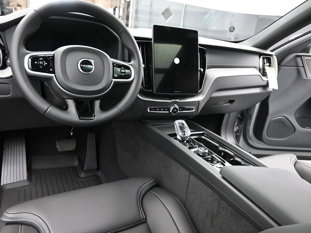 New 2026 Volvo XC60 B5 Ultra w/ Climate Package AWD/4WD image 10