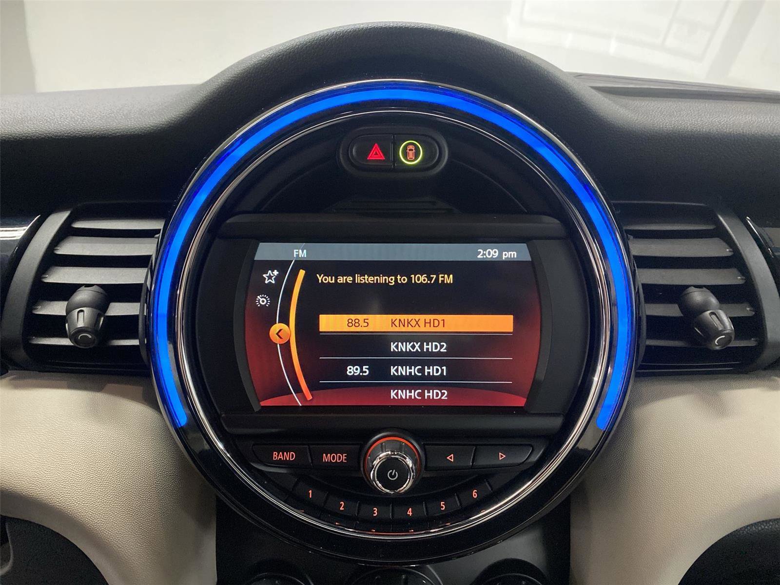 Used 2019 MINI Cooper S image 16