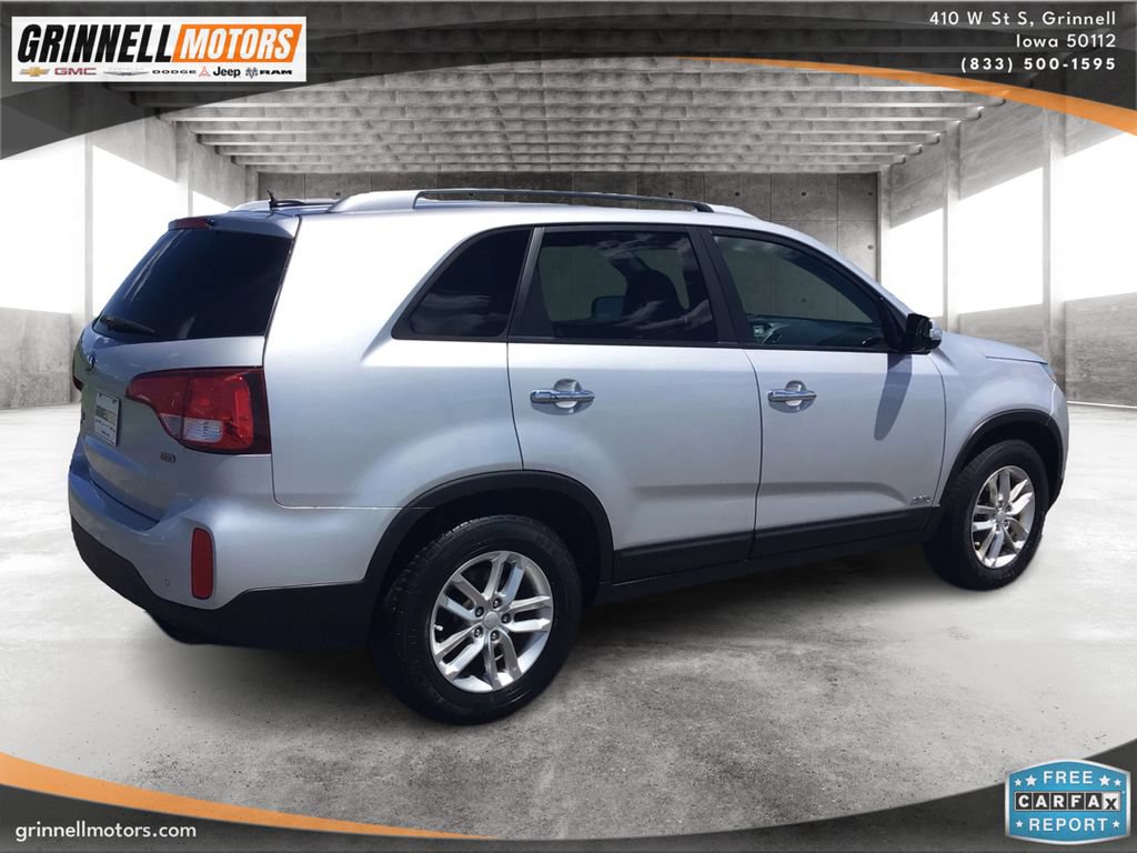 Used 2014 Kia Sorento LX AWD/4WD image 4