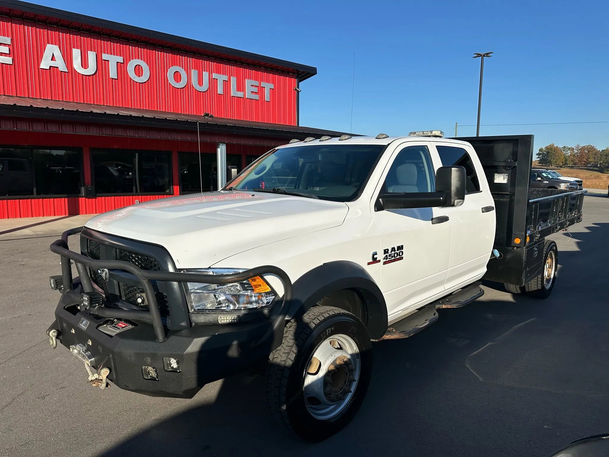 Used 2018 RAM 4500 Tradesman image 2