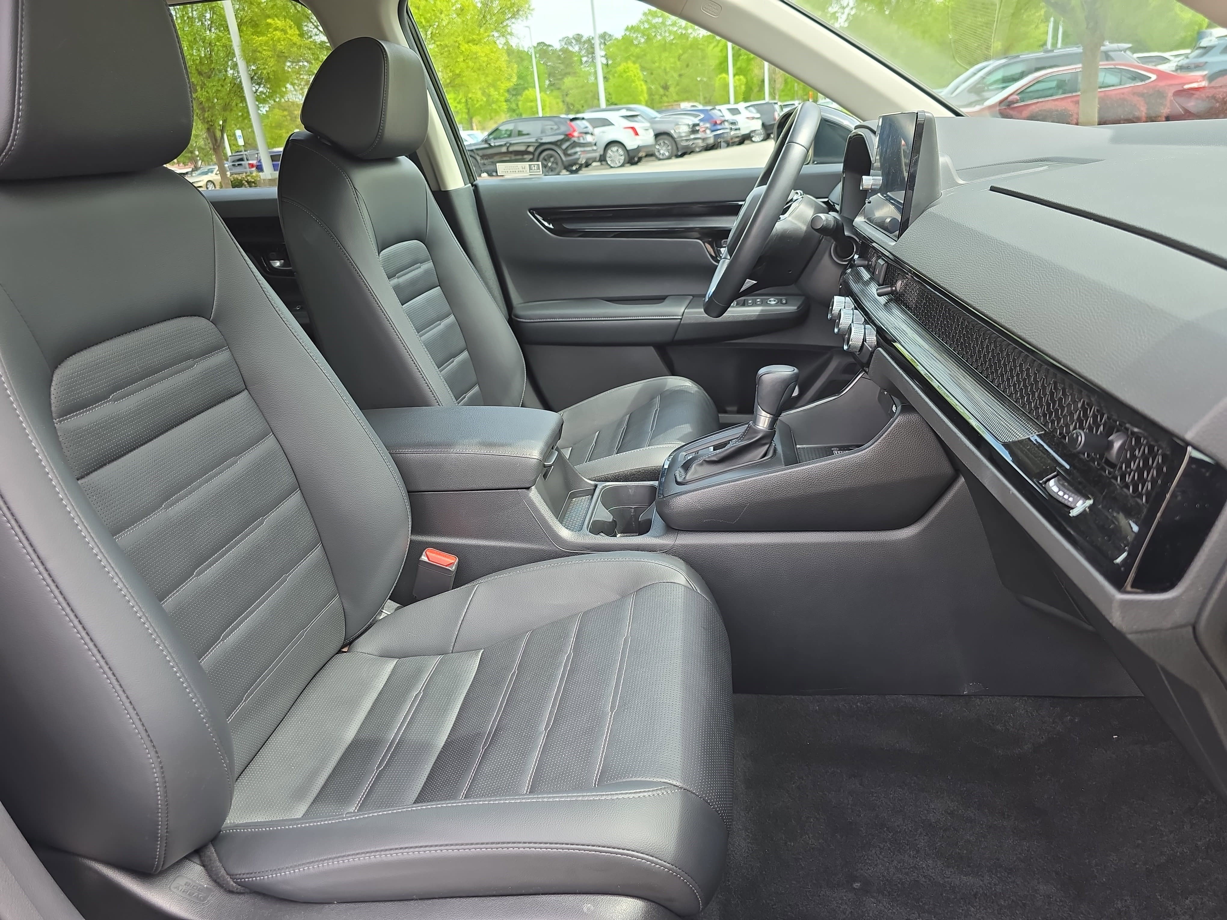 Used 2024 Honda CR-V EX-L image 10