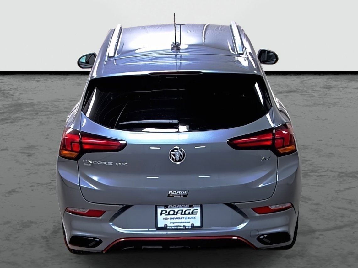 Used 2022 Buick Encore GX Select w/ Sport Touring Package AWD/4WD image 3