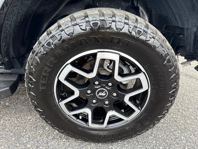 Used 2022 Ford Bronco Outer Banks AWD/4WD image 12