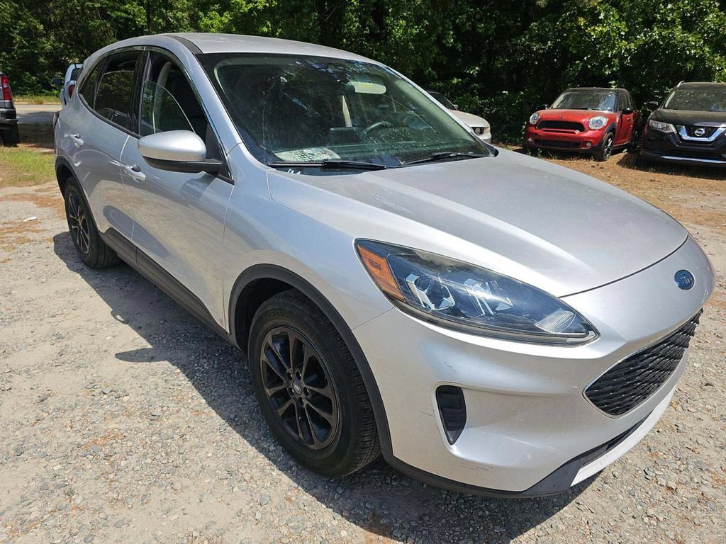 Used 2020 Ford Escape SE FWD image 2