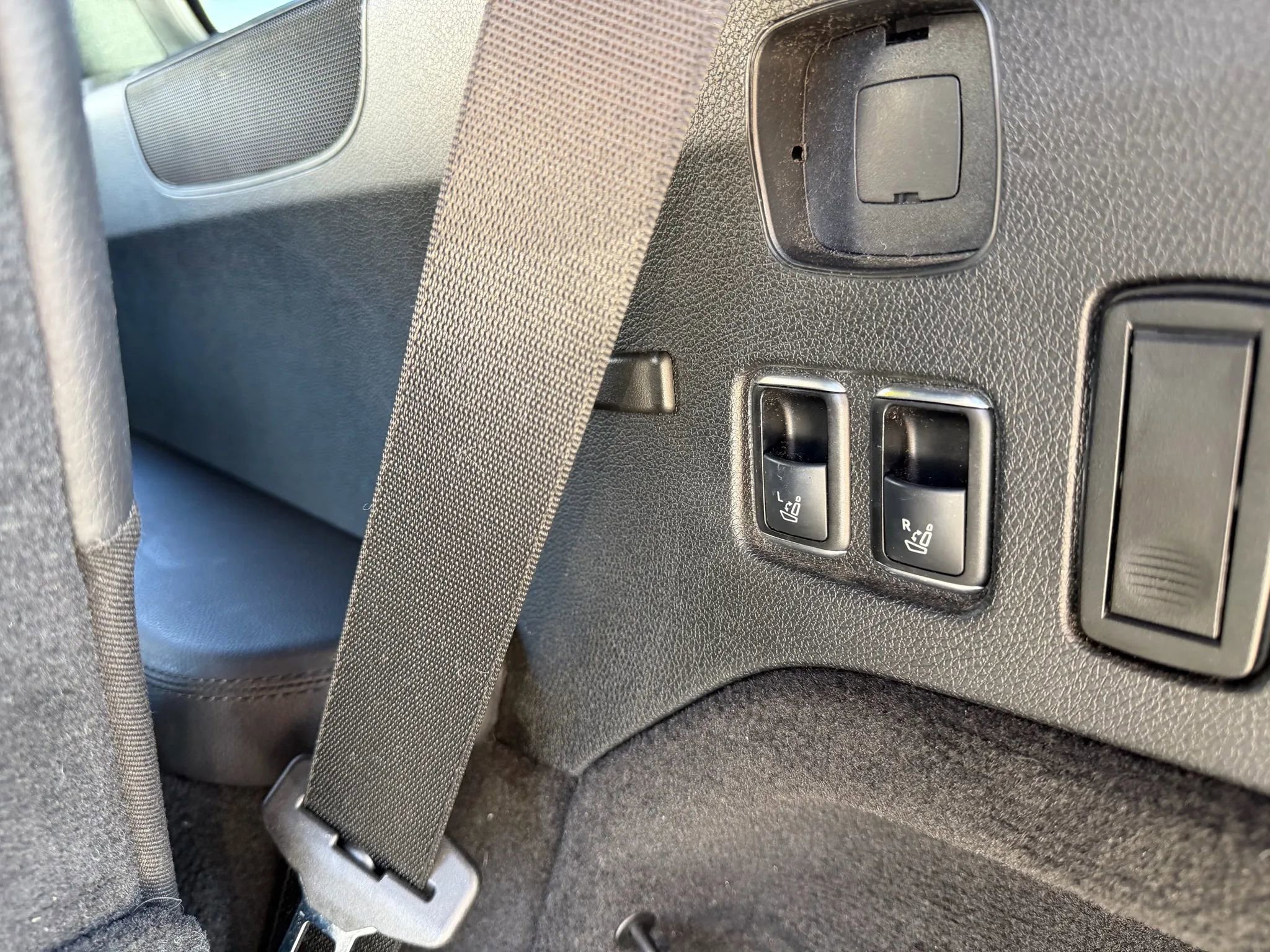 Used 2017 Mercedes-Benz GLS 550 4MATIC w/ Driver Assistance Package image 34