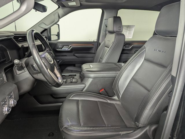 Used 2024 GMC Sierra 3500 Denali w/ Denali Reserve Package image 10