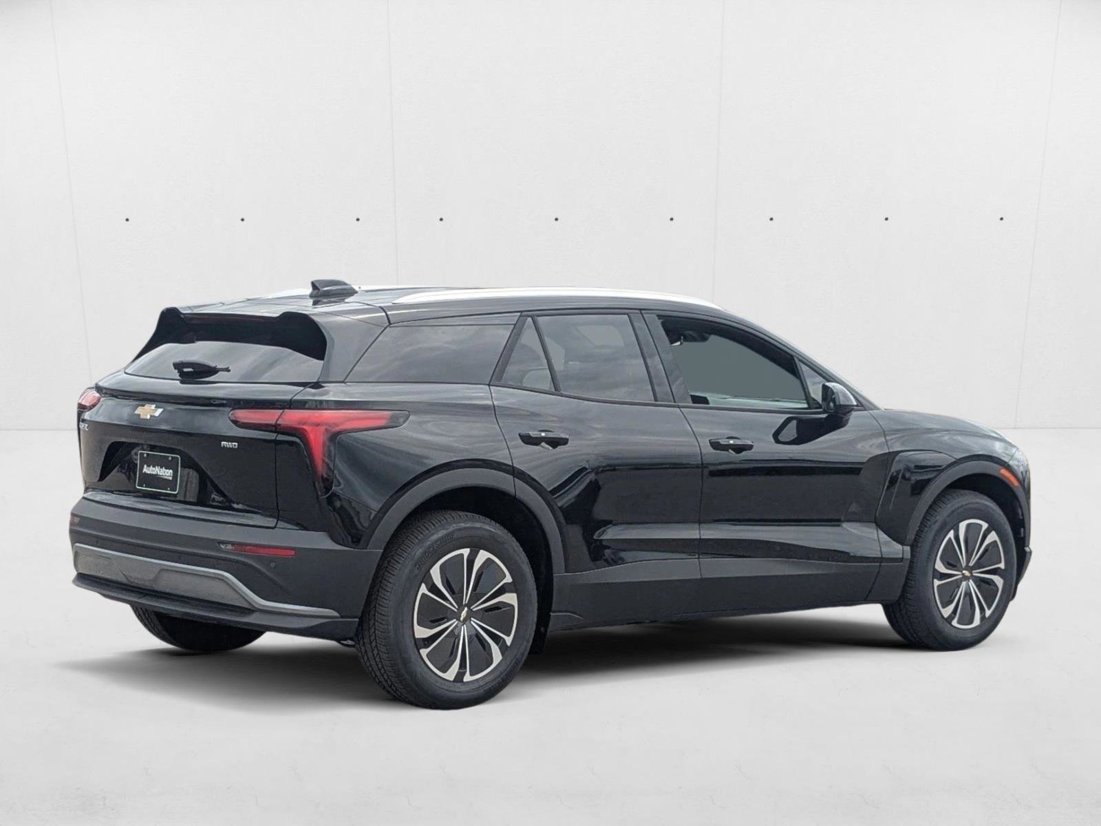 New 2025 Chevrolet Blazer EV LT AWD/4WD image 2