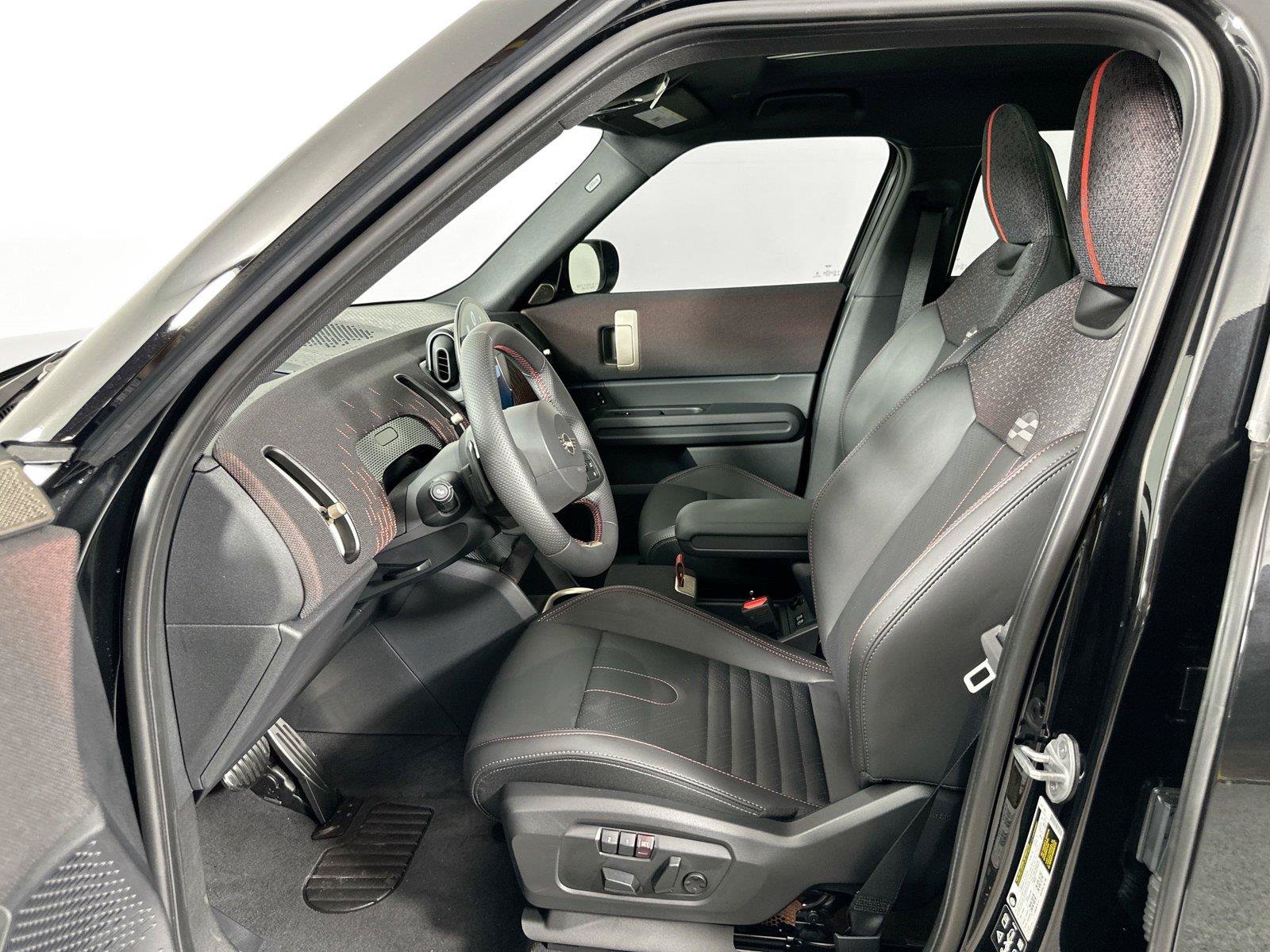 Used 2025 MINI Cooper Countryman John Cooper Works w/ Comfort Package Max AWD/4WD image 22